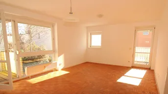 Expose Helle 3 - Zimmer Wohnung in der Prof. Franz Spath Siedlung in St. Peter
