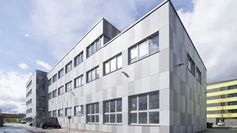 Expose +Direkt vom Eigentümer+ Modernes Büro Am Winterhafen, Linz Zentrum, ab Jänner 2025