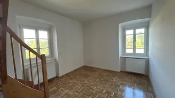 Expose Erstbezug nach Sanierung! Grosszügige 4-Zimmer Maisonettenwohnung in ruhiger Lage von Köflach!