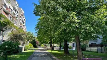 Expose Frühling in Graz St. Peter! Modern sanierte 3-Zimmer Wohnung mit Loggia im beliebten Grazer Wohnbezirk St. Peter zu verkaufen! 