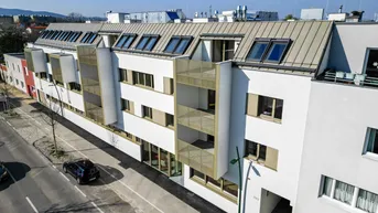 Expose Platz für die ganze Familie: 5-Zimmer-Genossenschaftswohnung mit 2 Bädern, 2 WCs und 10 m² Loggia! 29/2/5