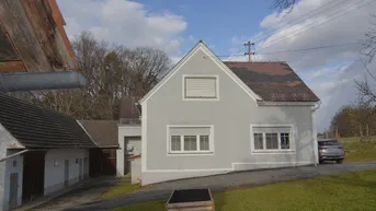 Expose Dreikanthof auf einem sehr ruhigen Sonnen-Plateau!
