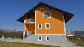Expose Exklusives Anwesen mit hochwertigen Details in Panoramalage