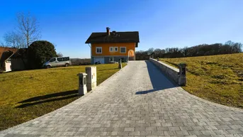 Expose LAGE LAGE LAGE Sonnige Panoramalage Sofortbezug