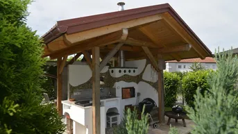 Expose Sofortbezug Thermenregion: Stilvolles Haus mit großem Garten!