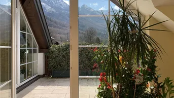 Expose Stilvolle Dachterrassenwohnung in Glanegg – Hohe Räume &amp; traumhafter Untersbergblick