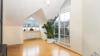 Expose Stilvolle Dachterrassenwohnung in Glanegg – Hohe Räume &amp; traumhafter Untersbergblick