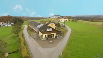 Expose Vielseitiges Nutzungspotential: Enorme Gewerbefläche mit Dienstwohnung in Ostermiething
