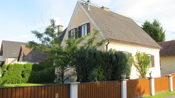 Expose * PREISSENKUNG !!! EINFAMILIENHAUS IN RUHIGER, SONNIGER LAGE - SACKSTRASSE *