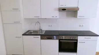 Expose GEIDORF: Sanierter 2 ZIMMER-Altbau + extra Küche neu möbliert + Bad mit Dusche + WC + nähe KF-Uni!