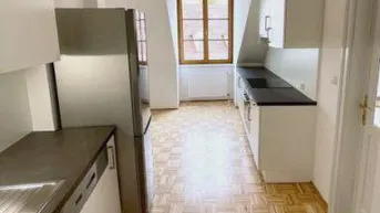 Expose 3 ZIMMER-Wohnung + sonnige Dachterrasse 6,6m² + extra Küche möbliert + nähe Kunsthaus / Hauptplatz!