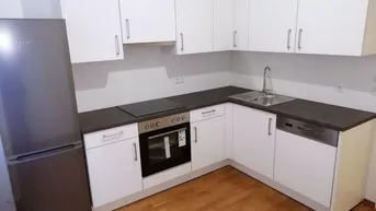 Expose Neuwertiger 2 ZIMMER-NEUBAU + Balkon 4,5m² + extra Küche möbliert + Bad mit Dusche + extra WC + Lift