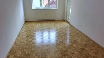 Expose Sonniger 2 ZIMMER-NEUBAU + Süd-Balkon 4m² + extra Küche möbliert + Lift + nähe Hauptbahnhof!