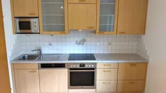 Expose 2 ZIMMER-NEUBAU + neuwertige Einbauküche + Bad mit Dusche + extra WC + Lift + nähe Hauptbahnhof!