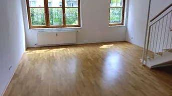 Expose Ruhige 3 ZIMMER-Maisonette + Balkon 5,5m² + extra Küche möbliert + TG-Platz + nähe Campus TU-Inffeld