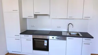 Expose Erstbezug: Sonniger 3 ZIMMER-Wohnung, neue Einbauküche, neue Sanitäranlagen (Bad + WC), WG-tauglich!