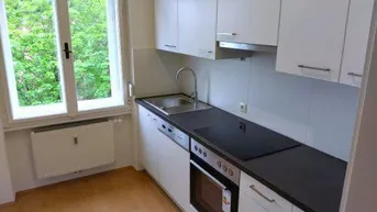 Expose GEIDORF: Sonniger 2 ZIMMER-Altbau, extra Küche neu möbliert, Bad mit Dusche / WC, Lift, nähe KF-Uni!