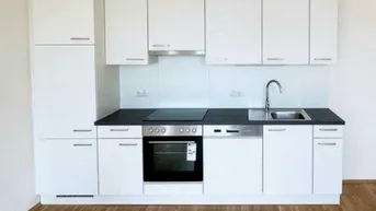 Expose Erstbezug: Sanierte 3 ZIMMER-Wohnung, neue Einbauküche, neue Sanitäranlagen (Bad + WC), WG-tauglich!