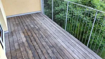 Expose 3er-WG: 4 ZIMMER-NEUBAU + ruhiger Balkon 10m² + neuwertige Einbauküche + Lift + nähe Hauptbahnhof!