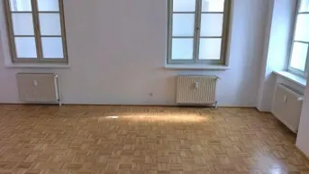 Expose 2er-WG: 3 ZIMMER-Altbau + neuwertige Küche + neuwertige Sanitäranlagen (Bad + WC) + nähe Kunsthaus!