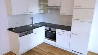 Expose Heller 4 ZIMMER-Altbau + ruhiger Balkon + neuwertige Einbauküche + neuwertiges Bad mit Dusche und WC
