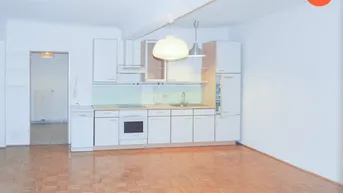 Expose 2- Zimmer Wohnung mit Küche am Linzer Hauptplatz