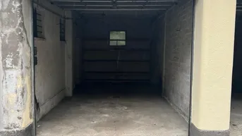Expose geräumige Garage in Linzer Zentrum - 2,60 m Einfahrtshöhe