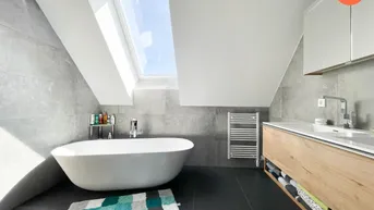 Expose Exklusive PENTHOUSE-Wohnung mit einzigartiger Dachterrasse in Kirchberg/Thening