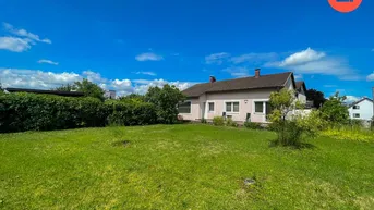 Expose Traun: Einfamilienhaus mit Pool und großem Garten – auch für zwei Familien ausbaubar
