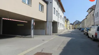 Expose Großzügiger und moderner Tiefgargenparkplatz in Enns