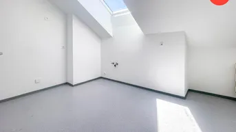 Expose Tolle 3- Zimmer Wohnung inkl. Loggia und Stellplatz! Einbau einer Küche möglich