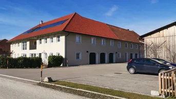 Expose Mietwohnung Eberstalzell 85m², Wohnen im Grünen in einem neu renoviertem 4-Kanthof mit Panoramablick