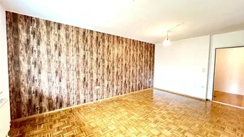 Expose Helle 3 Zi. Wohnung mit Süd-Balkon