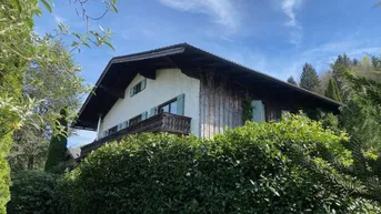 Expose HOF BEI SALZBURG: Verträumtes Vintage-Landhaus mit schönen Ausblicken, in Wald- und Seenähe