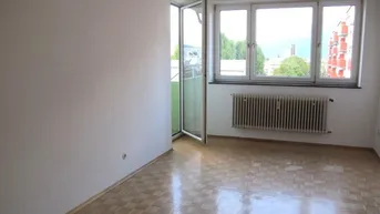 Expose MITTEN IN SALZBURG: Sonnige 2-Zimmer-Wohnung mit Relax-Balkon und schöner Aussicht