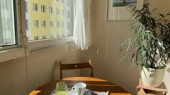 Expose NÄHE BELVEDERE/HAUPTBAHNHOF: Elegante, gepflegte 3,5-Zimmer-Wohnung mit Wintergarten