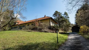 Expose NÄHE WIEN: Gepflegte Landhausvilla mit Einliegerwohnung, Pool, ca. 27.640 m² Grund