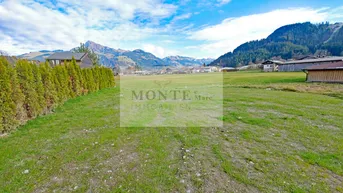Expose Sonnengrundstück mit Blick zwischen Schwarzsee und Golfplatz- realisieren Sie Ihren Wohntraum