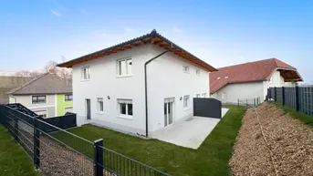 Expose Luxuriöser Wohntraum! Neubau-Doppelhaushälfte mit Einzelgarage zum Sofortbezug in Oberndorf bei Schwanenstadt