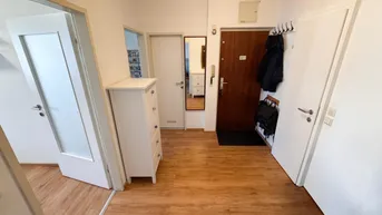 Expose **Wohlfühlen mit Ausblick in den Park** Voll möblierte attraktive 2-Zimmerwohnung mit Loggia in ruhiger Lage in Salzburg / Parsch