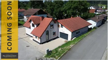 Expose COMING SOON! Renoviert, belagsfertig &amp; bereit für Ihre Ideen! Einfamilienhaus mit Garten, Sonnenterrasse und Doppelgarage in Timelkam