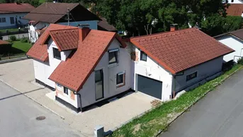 Expose Renoviert, belagsfertig &amp; bereit für Ihre Ideen! Einfamilienhaus mit Garten, Sonnenterrasse und Doppelgarage in Timelkam - BIETERVERFAHREN