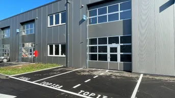 Expose SOFORTBEZUG! Betriebs-/ Produktions- oder Lagerhallen von 44 - 224 m² Fläche im Business Park Regau , 1A-Lage, Nähe A1 Westautobahn (Top 13a)