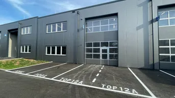 Expose SOFORTBEZUG! Betriebs-/ Produktions- oder Lagerhallen von 44 - 224 m² Fläche im Business Park Regau , 1A-Lage, Nähe A1 Westautobahn (Top 12a)