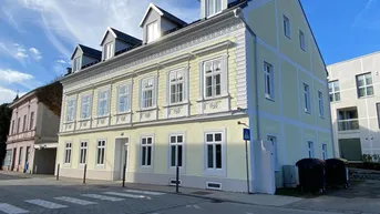 Expose Exklusive 2-Zimmer Wohnung mit Terrasse, Tiefgaragenplatz und Villen Flair zu vermieten in Vorstadt Vöcklabruck