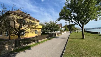 Expose Bieterverfahren - Jetzt anmelden! Idyllisches Haus mit 2 Wohneinheiten in einzigartiger Lage an der Donau Persenbeug Zentrum