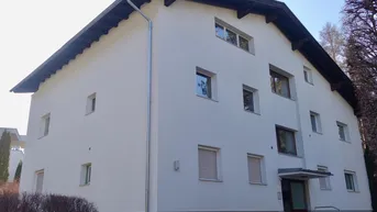 Expose Garconnière mit großer Terrasse 