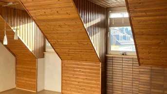 Expose Helle 3-Zimmer-Dachgeschosswohnung ohne Lift mit Gartennutzung