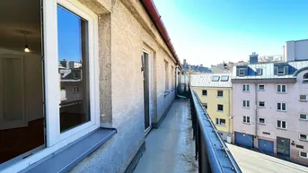 Expose Helle 2-Zimmer-Wohnung mit 9,2 m² Balkon – UNBEFRISTET!