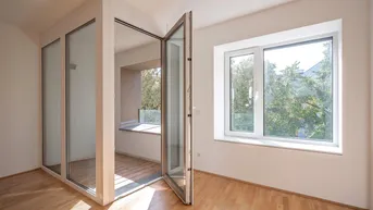 Expose Bella Vista: Wohngenuss de luxe mit Parkblick und sonniger Loggia